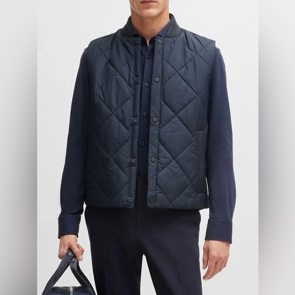Hugo Boss Men's Water-Repellent Regular-Fit Gilet With Diamond Quilting NWT 42R